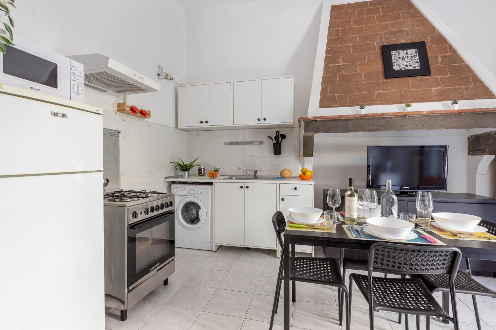 Pisa Bright Apartment Near The Airport Luaran gambar